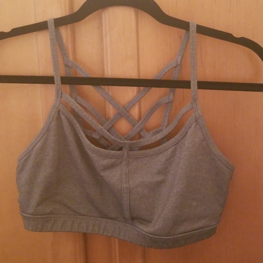 Forever 21 Strappy Back Sports Bra